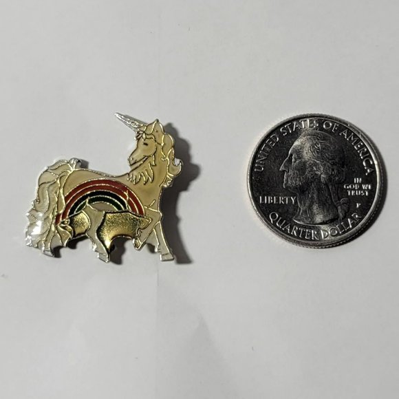 Vintage Rainbow Unicorn Lapel Pin - Picture 1 of 2